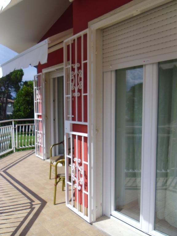 Appartamento Villa Tony Lazise Zewnętrze zdjęcie